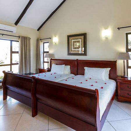 Zulu Nyala Game Lodge Hluhluwe Luaran gambar