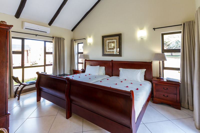 Zulu Nyala Game Lodge Hluhluwe Luaran gambar