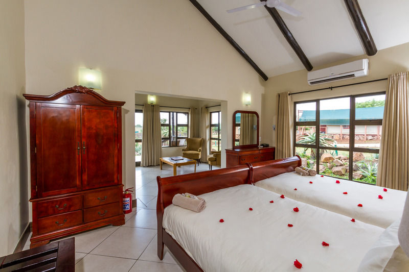 Zulu Nyala Game Lodge Hluhluwe Luaran gambar